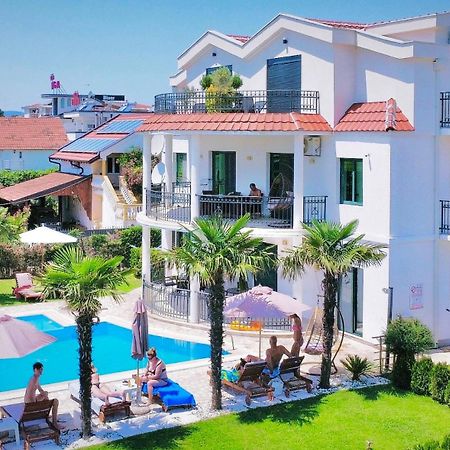 Apartments Lj Ulcinj Eksteriør billede