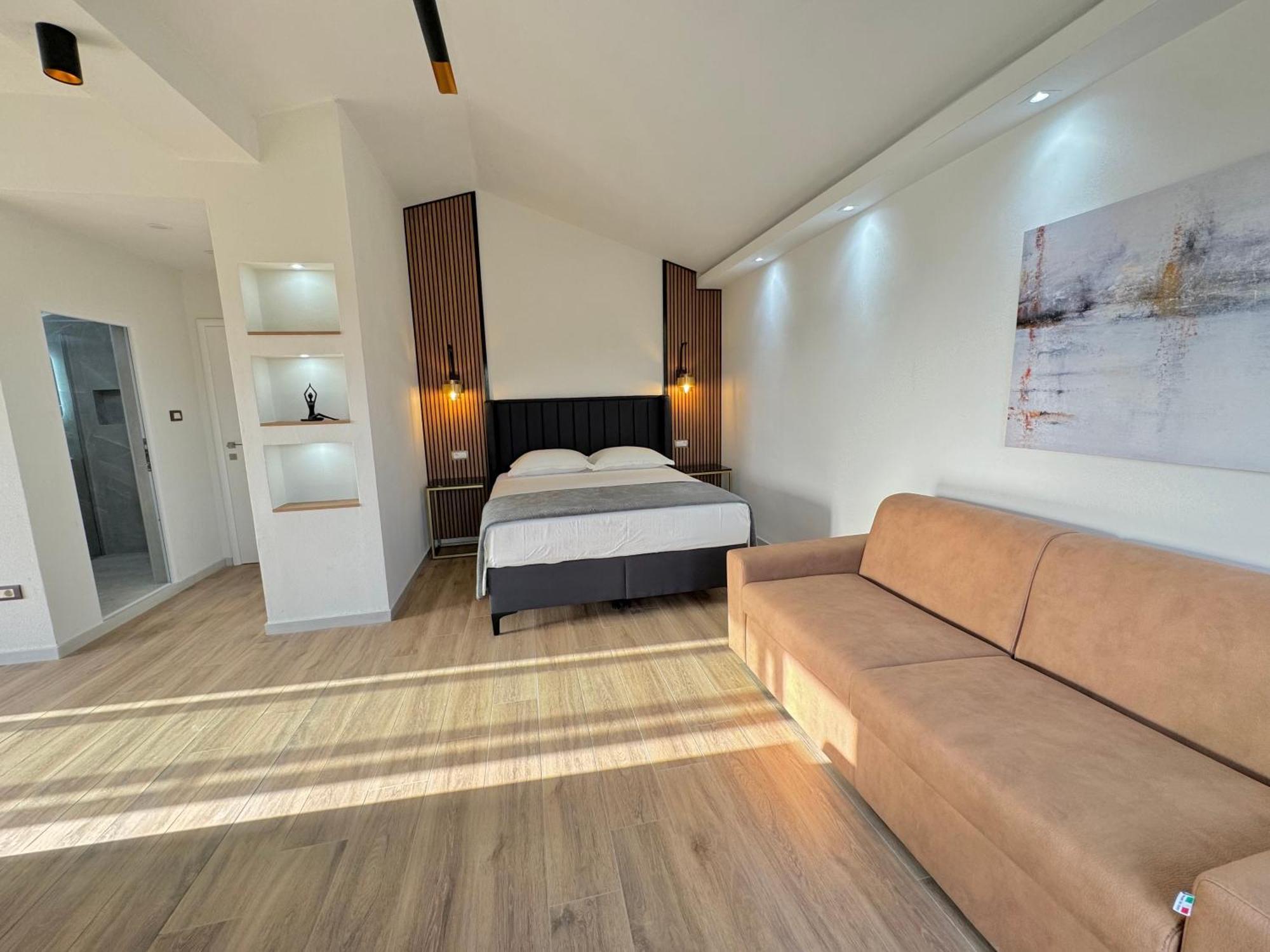 Apartments Lj Ulcinj Eksteriør billede
