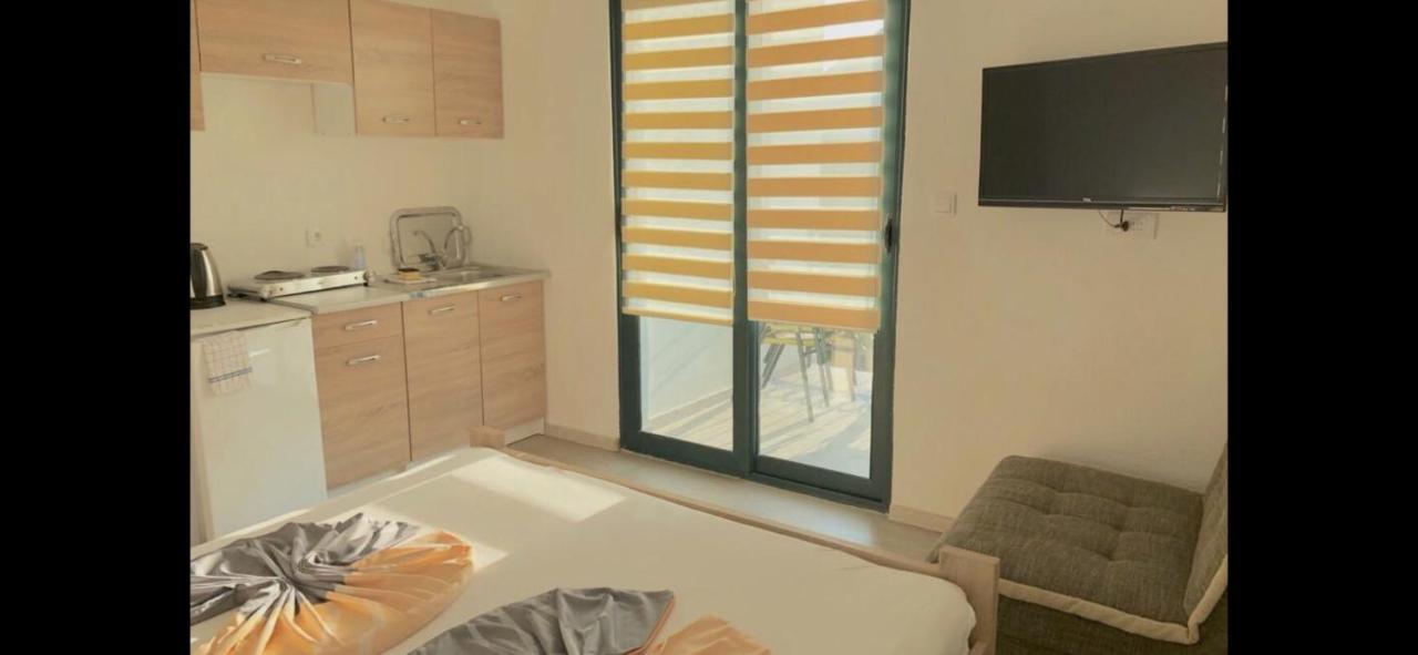 Apartments Lj Ulcinj Eksteriør billede